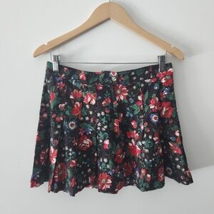 Natty CA Floral Pleated Skirt